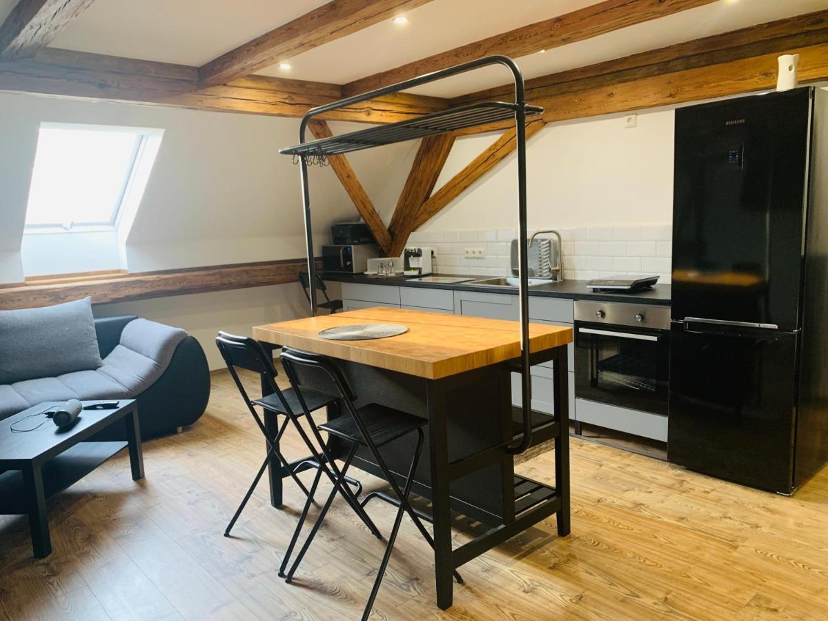 וואלדסאסן Studio-Apartments Boulevard מראה חיצוני תמונה