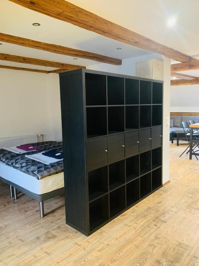 וואלדסאסן Studio-Apartments Boulevard מראה חיצוני תמונה